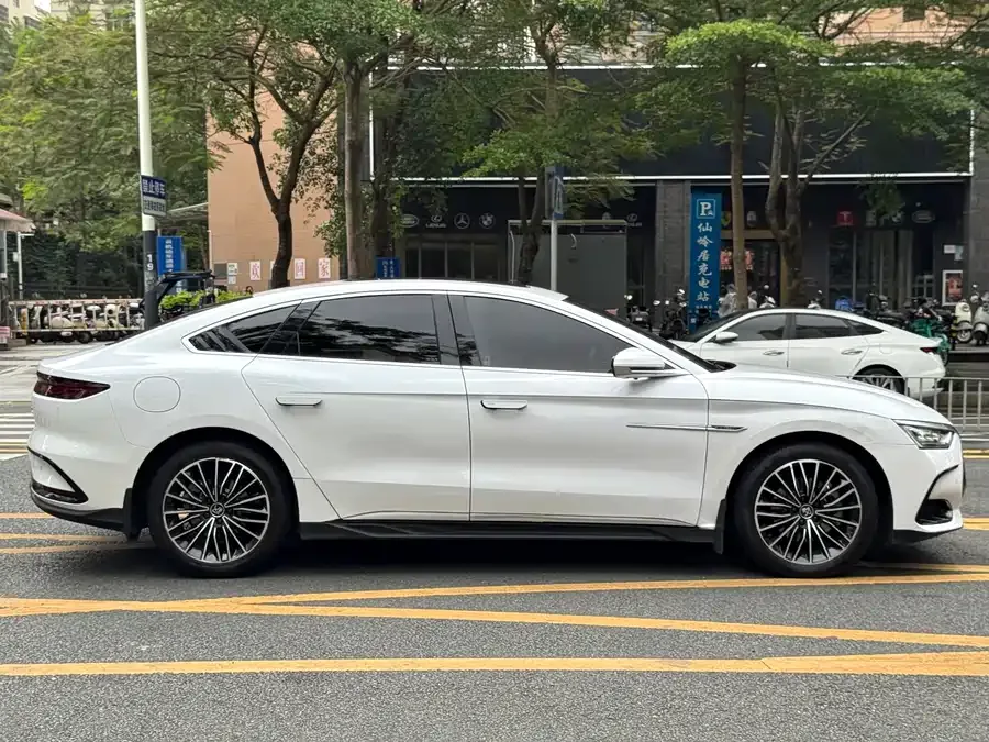 BYD Second-hand Han 2022 DM-i 121KM Premium Edition 2023 — миниатюра 5