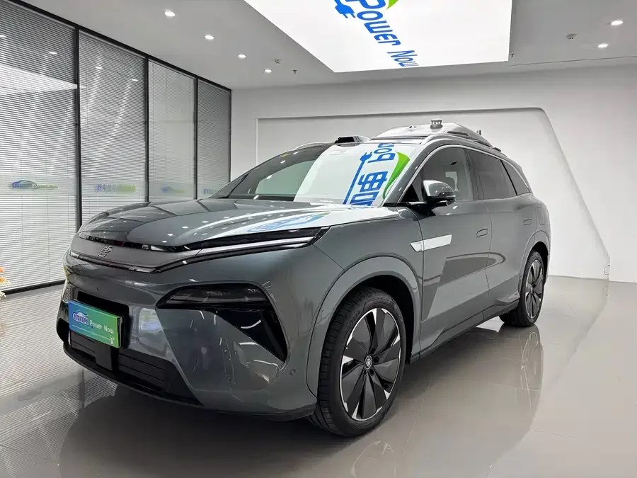 BYD Tang L 2025