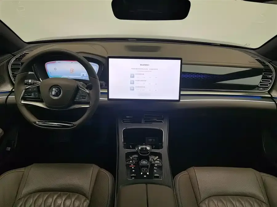 BYD Second-hand Han 2022 DM-i 121KM Premium Edition 2022 — миниатюра 2