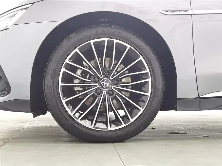 BYD Second-hand Han 2022 DM-i 121KM Premium Edition 2022 — миниатюра 5
