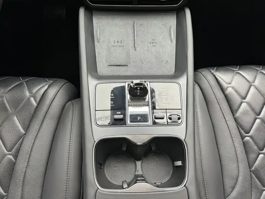 BYD Sea Lion 07 EV Sea Lion 07 EV 2024 610 Intelligent Navigation Edition 2024 — миниатюра 3