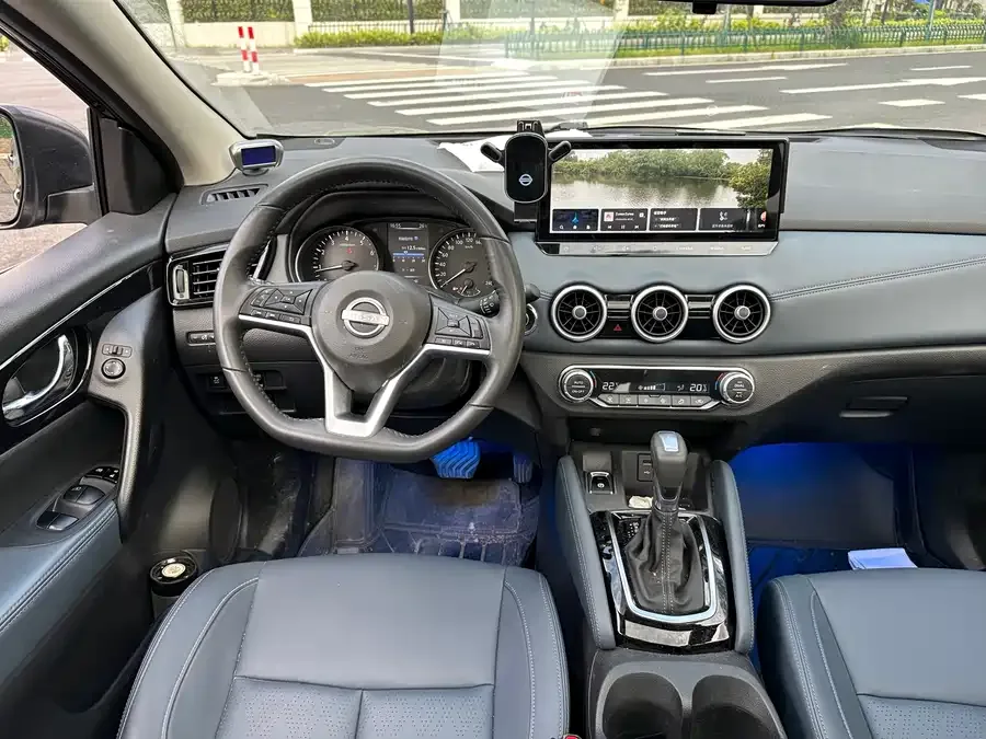 Nissan Qashqai Qashqai 2025 Honor 2.0L CVT XV+ Leading Edition 2025 — миниатюра 2