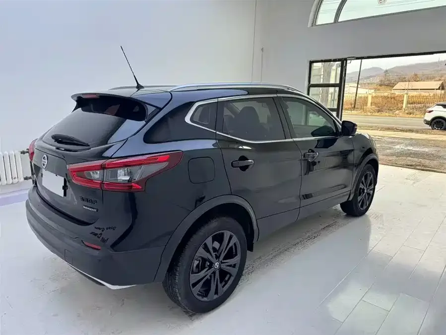 Nissan Qashqai Qashqai 2022 2.0L CVT XV Prem XiaoNight Edition 2022 — миниатюра 2