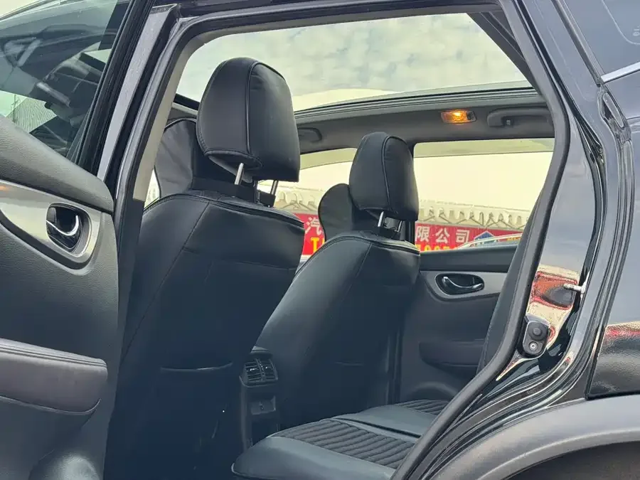 Nissan Qashqai Qashqai 2022 2.0L CVT XV Prem XiaoNight Edition 2023 — миниатюра 2