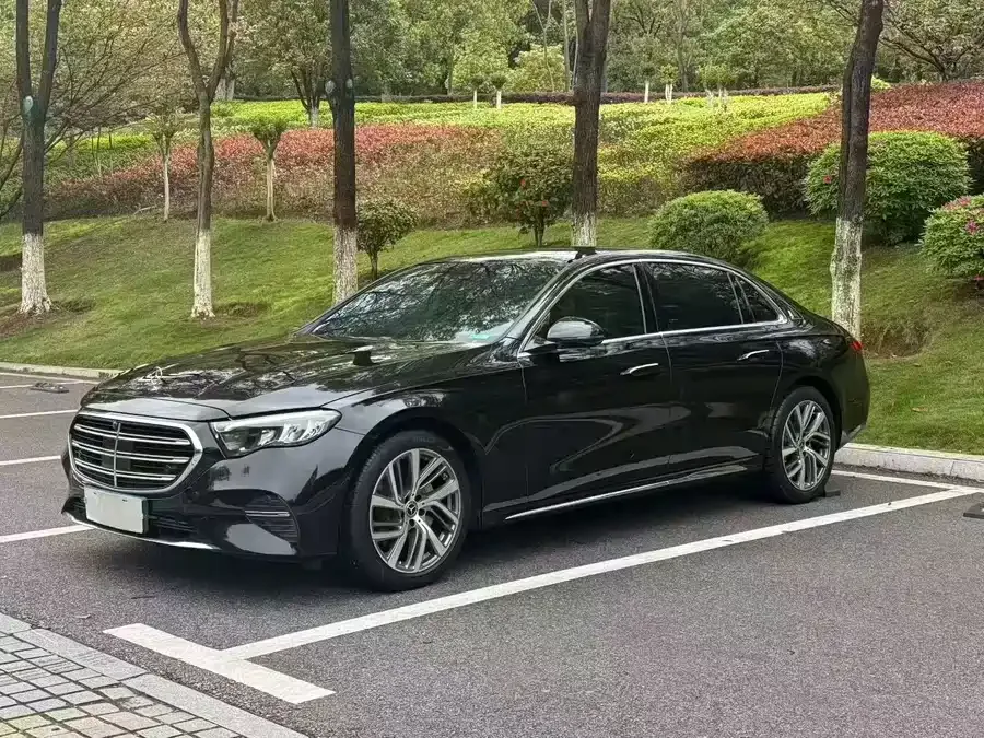 Mercedes-Benz E-Class 2024
