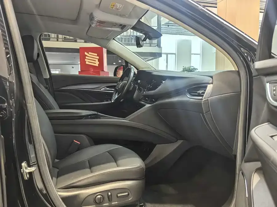 Buick Envision 2022 Angkeqi 652T 4WD Premium 7-seater 2023 — миниатюра 5
