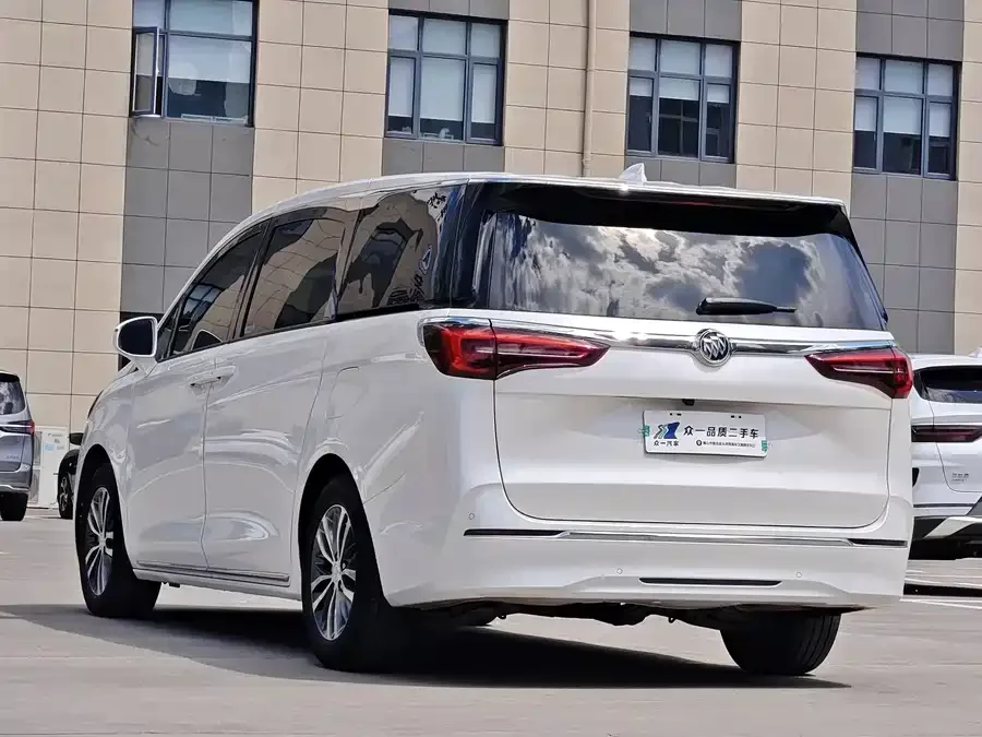 Buick GL8 2023 ES Lu Zun Comfort Edition 2023 — миниатюра 2