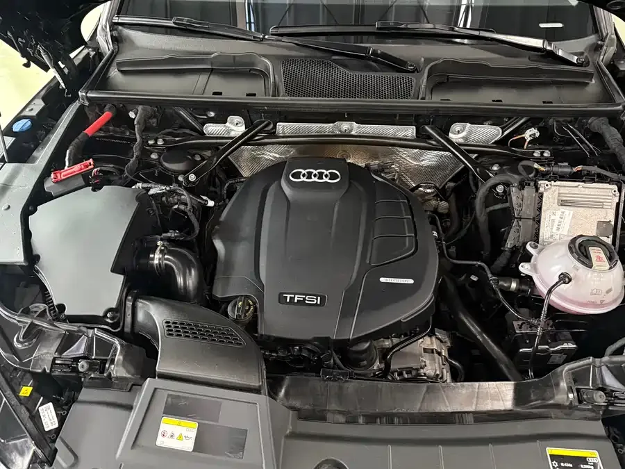 Audi Q5L 2022 40T luxury and elegant model 2022 — миниатюра 2