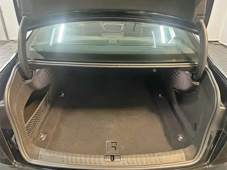 Audi A6L 2023 45 TFSI Premium Dynamic Model 2023 — миниатюра 4