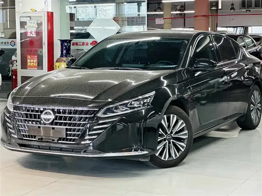 Nissan Altima 2024