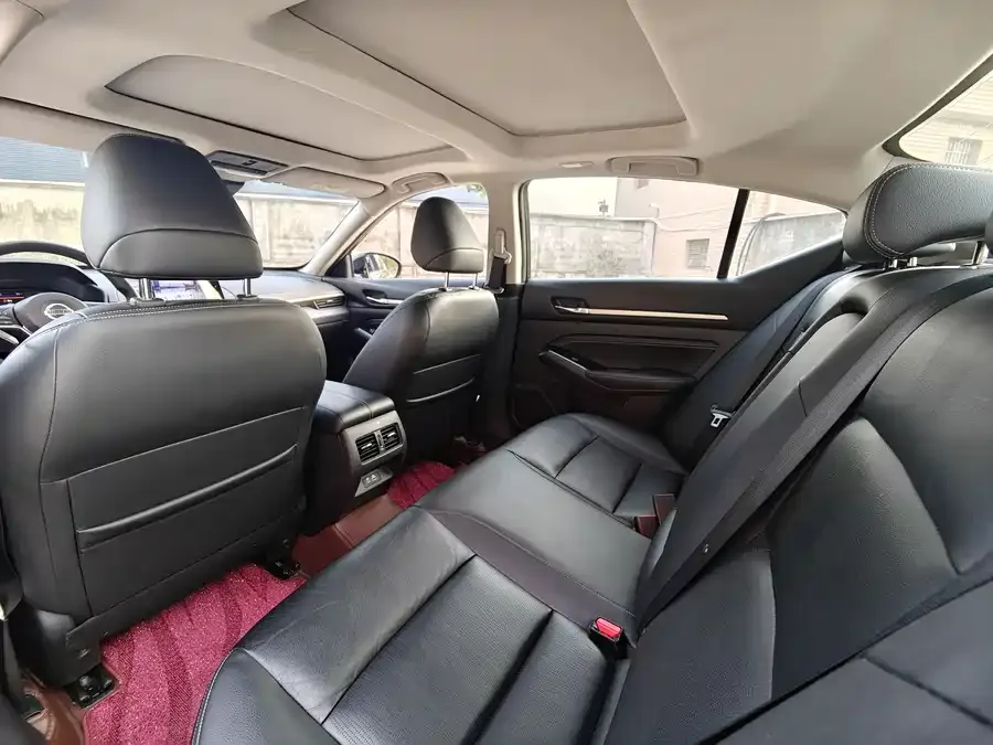 Nissan Altima Teana 2021 2.0L XL Comfort Edition 2022 — миниатюра 4