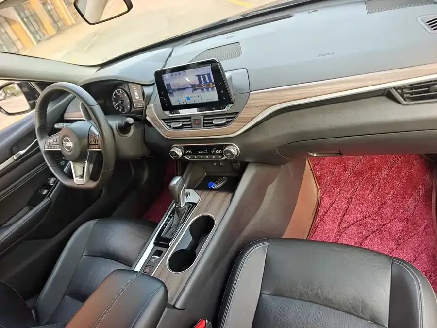 Nissan Altima Teana 2021 2.0L XL Comfort Edition 2022 — миниатюра 5