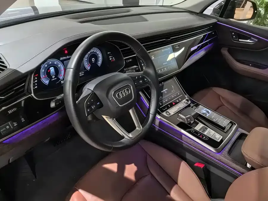 Audi Q7 2024 45 TFSI quattro S line Black Warrior 2024 — миниатюра 2