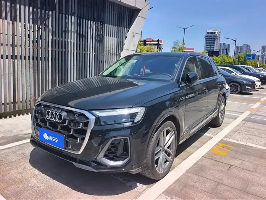 Audi Q7 2025