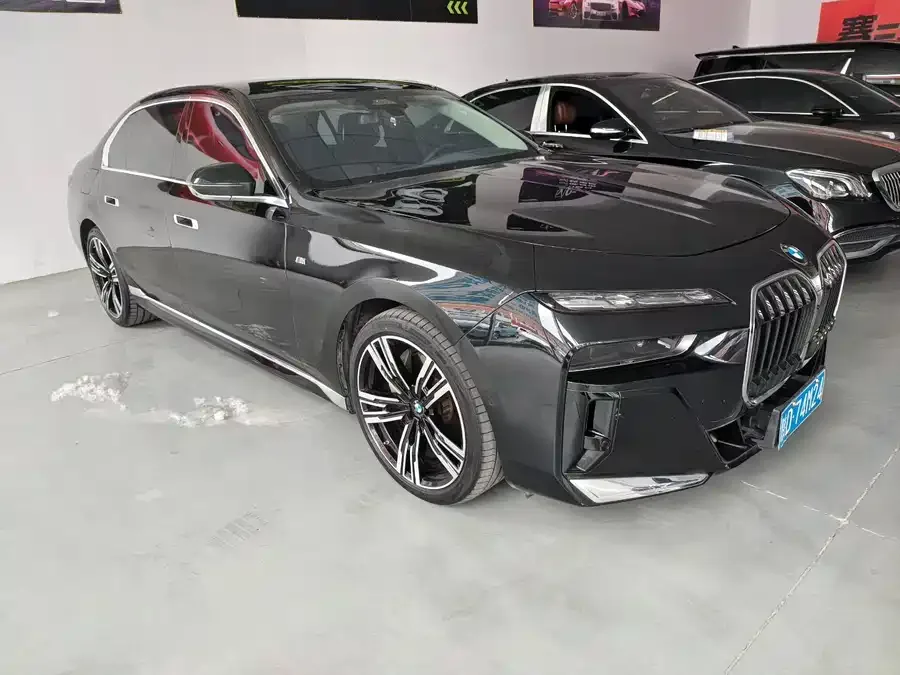 BMW 7 Series BMW 7 Series 2023 740Li Exclusive Luxury Package 2023 — миниатюра 3