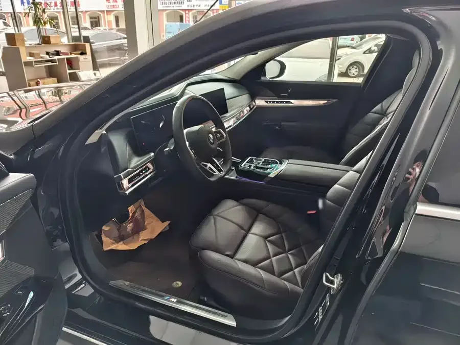 BMW 7 Series BMW 7 Series 2023 740Li Exclusive Luxury Package 2023 — миниатюра 5