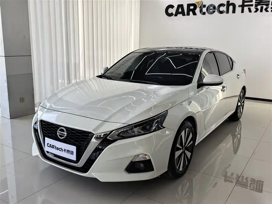 Nissan Altima 2023