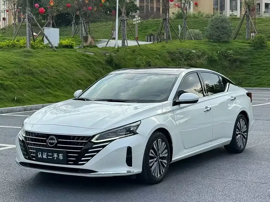 Nissan Altima 2023