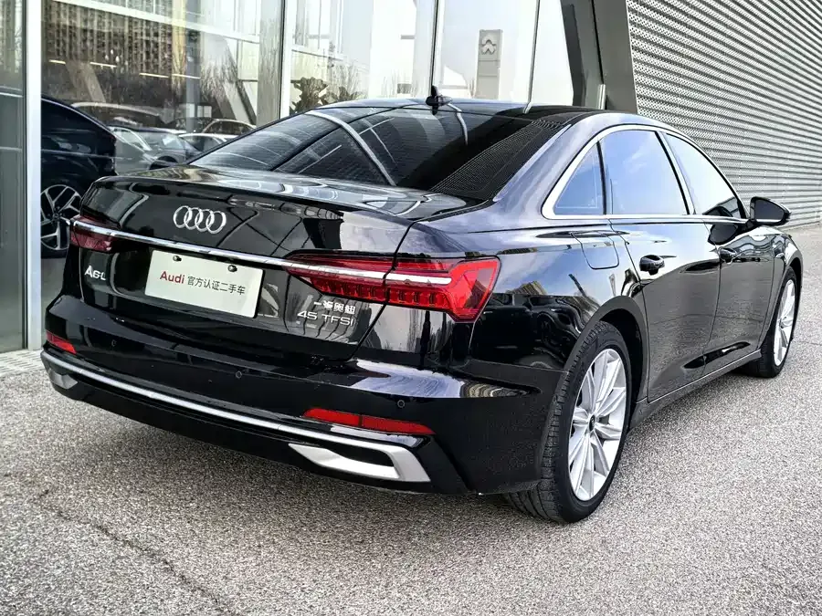 Audi A6L 2024 45 TFSI Premium Dynamic Model 2024 — миниатюра 2