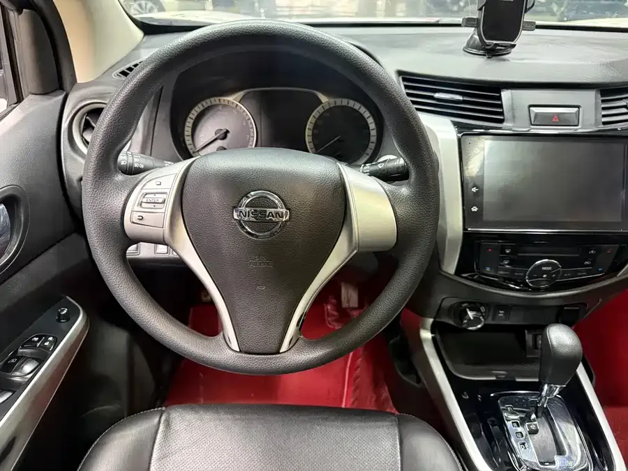 Nissan Terra 2020 Terra 2.5L XL Upper 4WD Automatic 4WD Luxury Edition 2022 — миниатюра 4