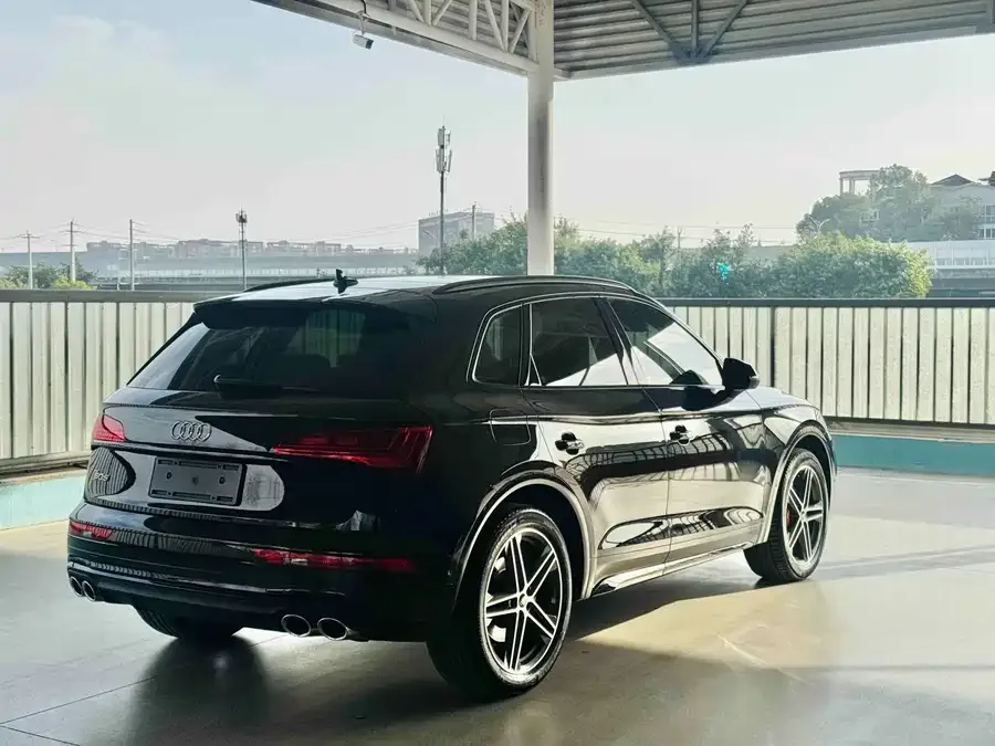 Audi SQ5 SPORTBACK 2023 3.0 TFSI quattro 2024 — миниатюра 3