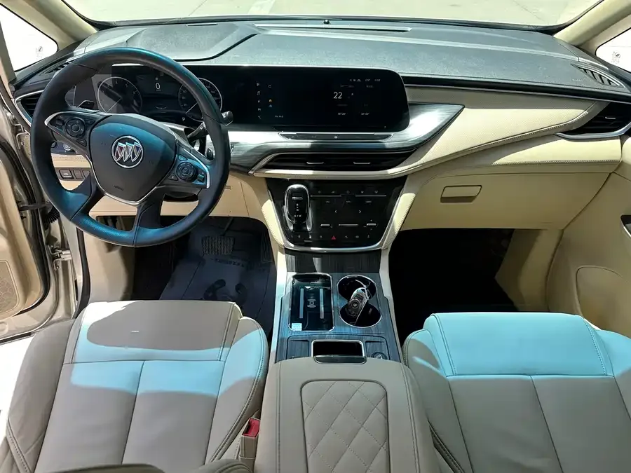 Buick GL8 2022 ES Lu Zun 653T Exclusive model 2022 — миниатюра 2