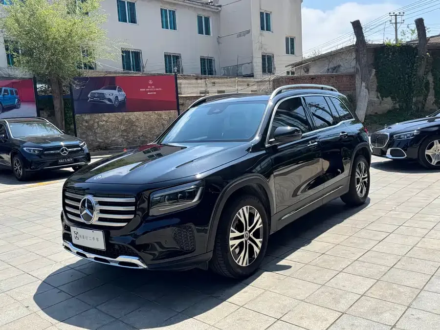 Mercedes-Benz GLB-Class 2024