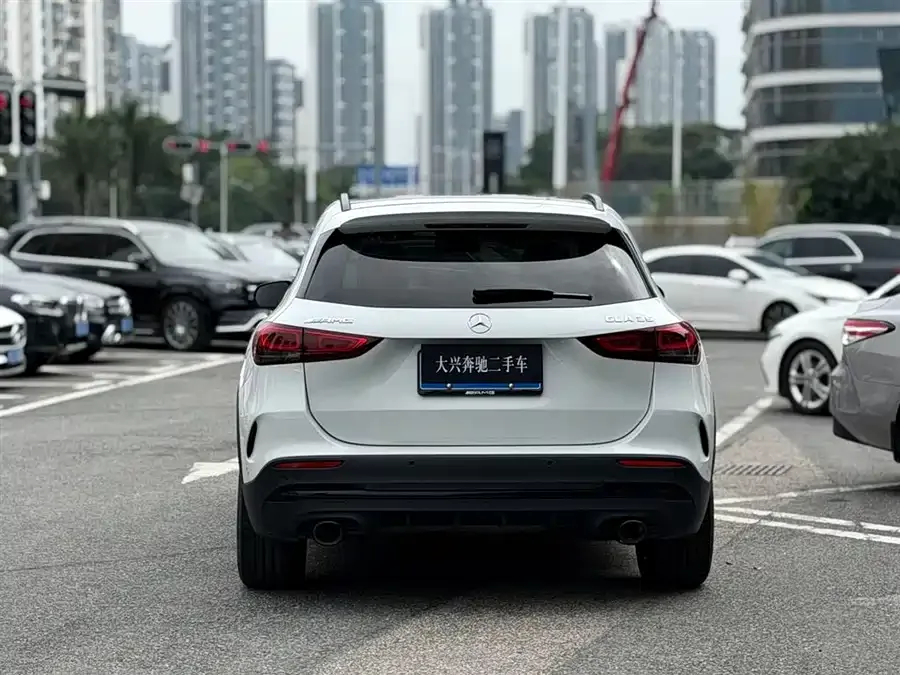 Mercedes-Benz GLA AMG Mercedes-Benz GLA AMG 2022 AMG GLA 35 4MATIC 2022 — миниатюра 5