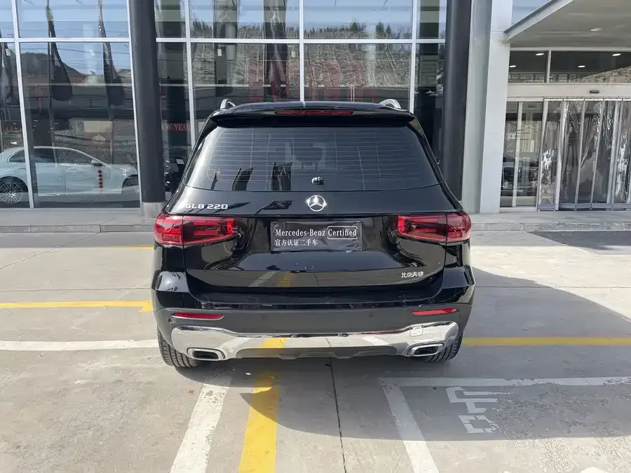 Mercedes-Benz GLB-Class Mercedes-Benz GLB 2025 GLB 220 Fashion Edition 2025 — миниатюра 3
