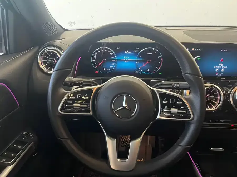 Mercedes-Benz GLB-Class Mercedes-Benz GLB 2023 GLB 220 Fashion Edition 2023 — миниатюра 3