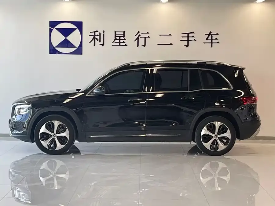 Mercedes-Benz GLB-Class Mercedes-Benz GLB 2023 GLB 220 Fashion Edition 2023 — миниатюра 4
