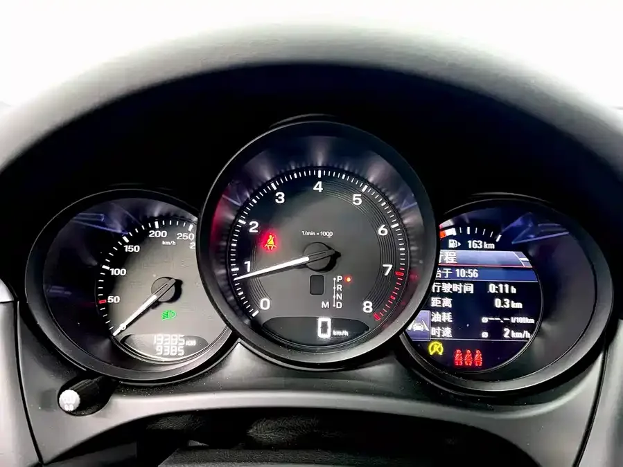 Porsche Macan Macan 2024 Macan 2.0T 2024 — миниатюра 3