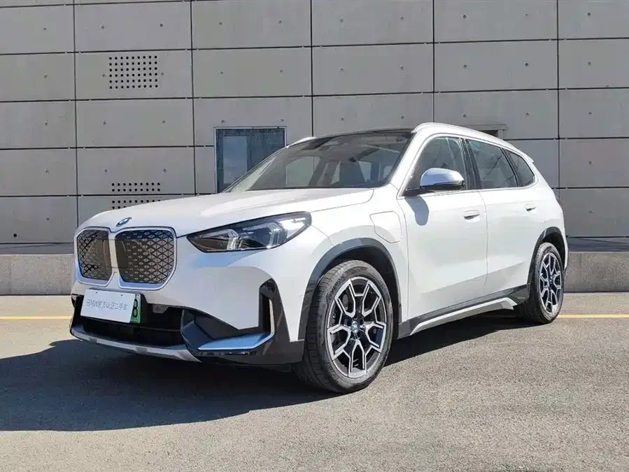 BMW iX1 2023 xDrive30L X Design Package 2025 — фото 1, купить с доставкой в Москву