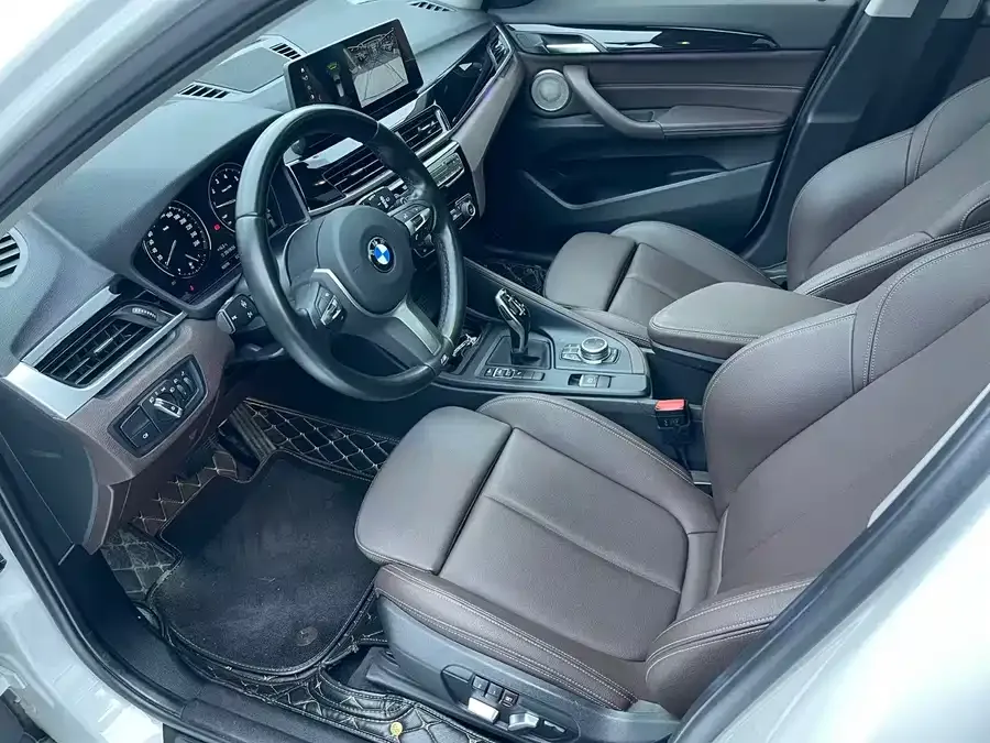 BMW X1 2022 sDrive25Li Leading Edition 2022 — миниатюра 5
