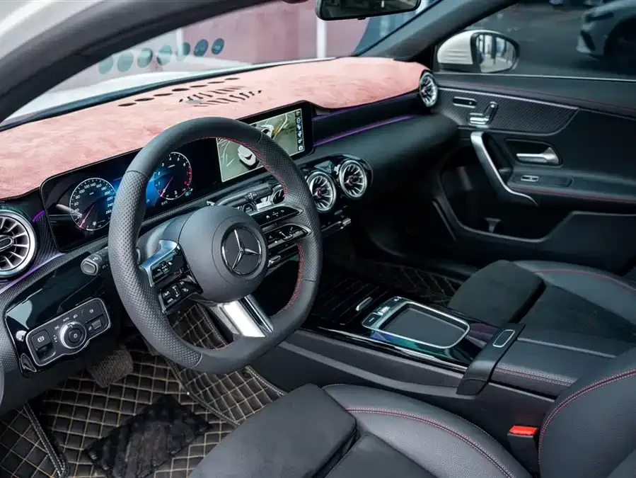 Mercedes-Benz Class A Mercedes-Benz A-Class 2025 A 200 L Fashion Edition 2025 — миниатюра 3