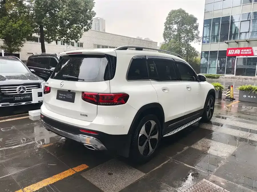 Mercedes-Benz GLB-Class Mercedes-Benz GLB 2023 GLB 220 Fashion Edition 2023 — миниатюра 4