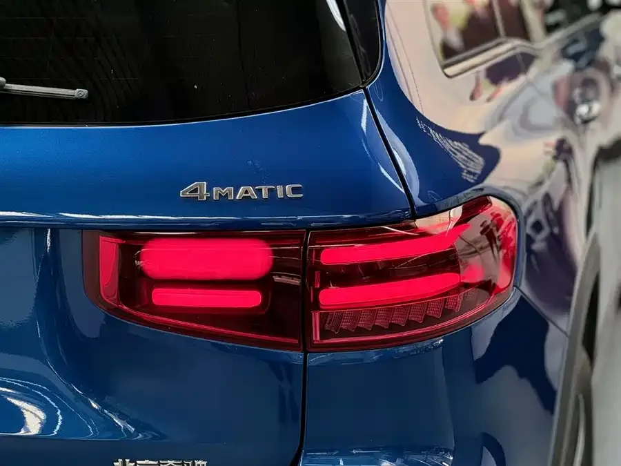 Mercedes-Benz GLB-Class Mercedes-Benz GLB 2024 GLB 220 4MATIC 2023 — миниатюра 2