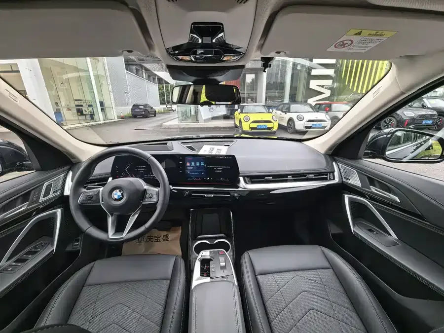 BMW X1 2025 sDrive25Li X Design Package 2025 — миниатюра 5