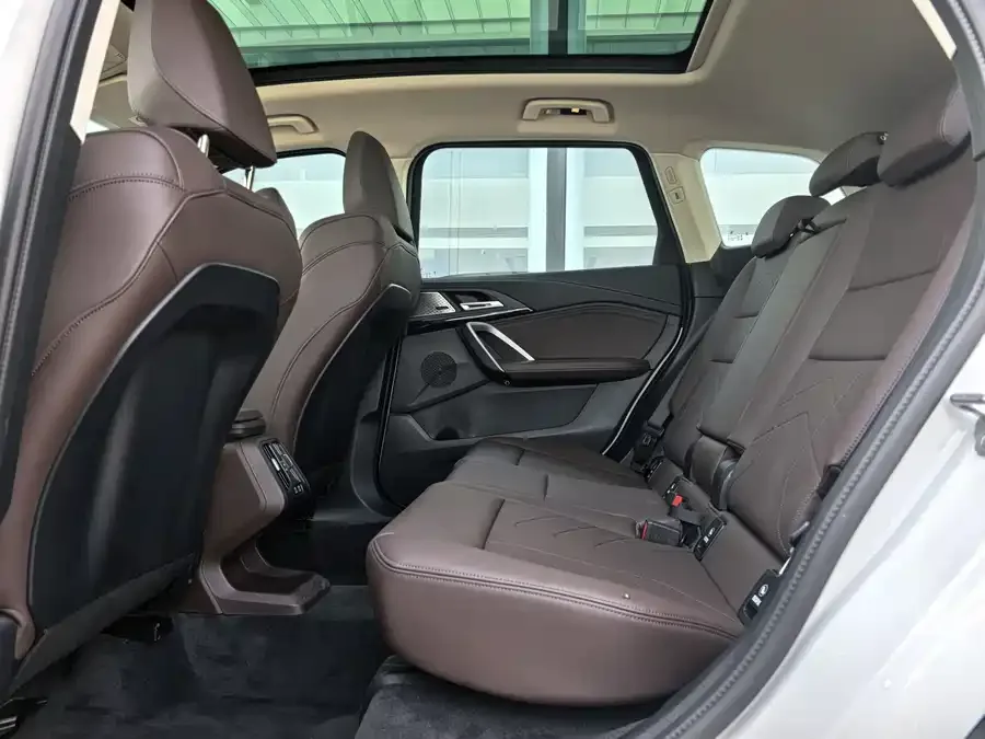 BMW X1 2025 sDrive25Li X Design Package 2025 — миниатюра 4