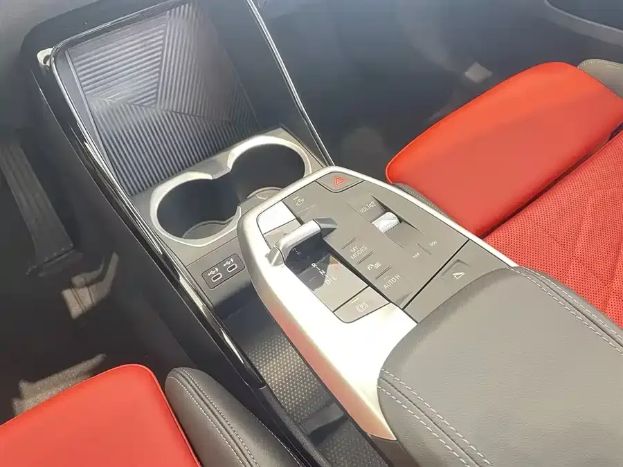 BMW X2 BMW X2 (Imported) 2024 sDrive25i M Sports Package 2025 — миниатюра 4