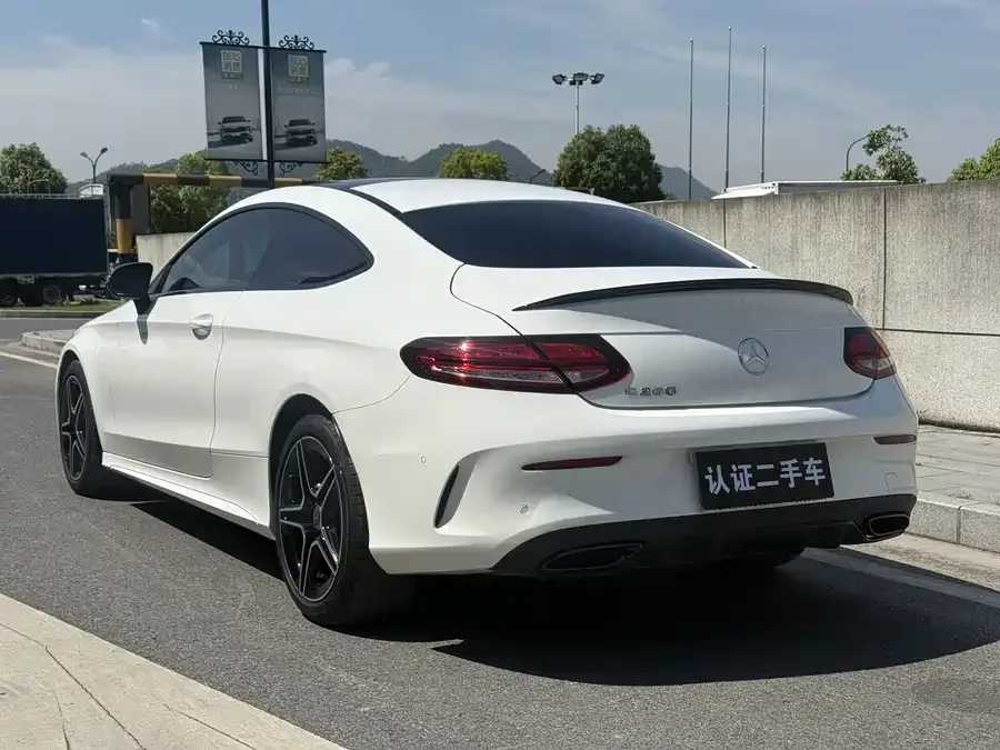 Mercedes-Benz C-Class Mercedes-Benz C-Class (Imported) 2023 C 260 Coupe 2023 — миниатюра 5