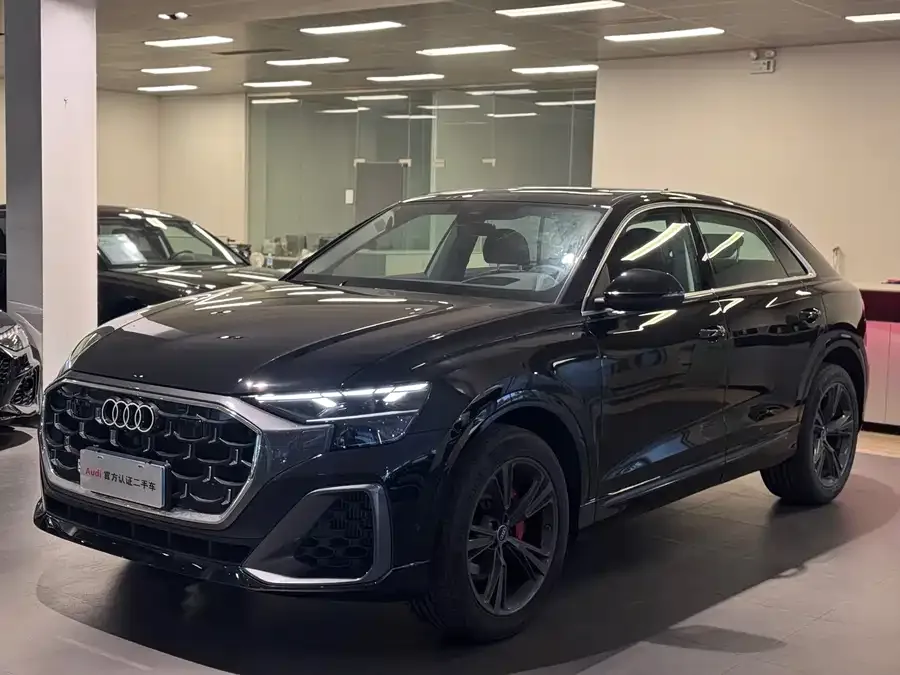 Audi Q8 2025