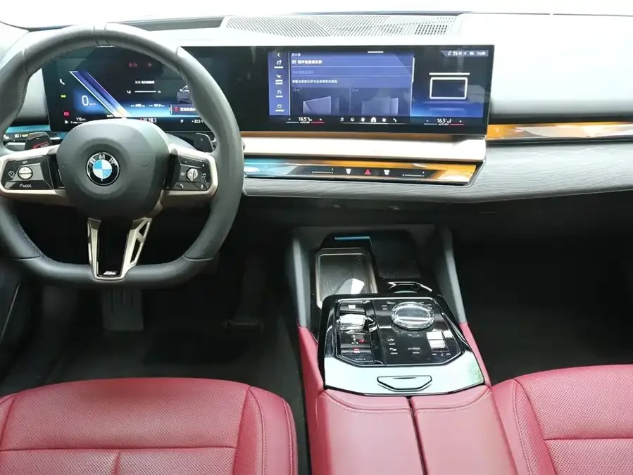 BMW 5 Series BMW 5 Series 2025 530Li Exclusive M Sport Package 2025 — миниатюра 3