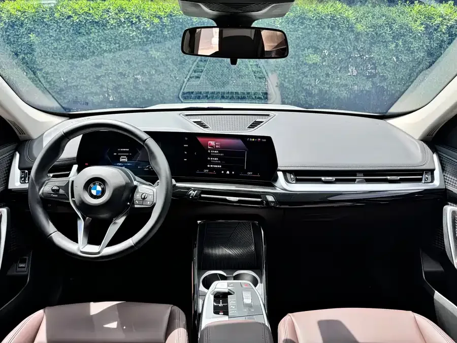 BMW X1 2023 sDrive20Li X Design Package 2023 — миниатюра 4