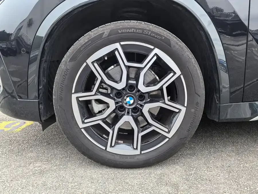 BMW X1 2024 sDrive25Li X Design Package 2024 — миниатюра 3