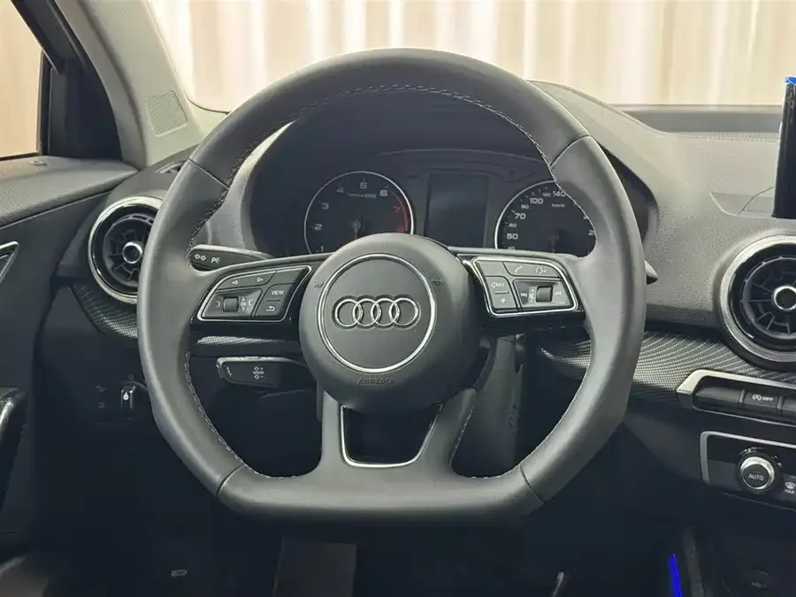 Audi Q2L 2024 35TFSI Fashion Dynamic Edition 2024 — миниатюра 4
