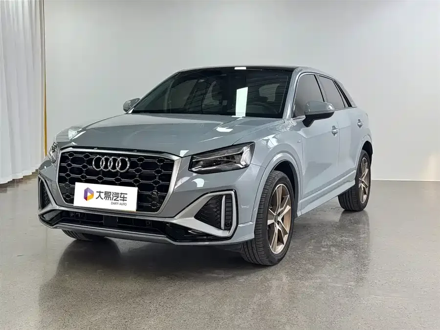 Audi Q2L 2024