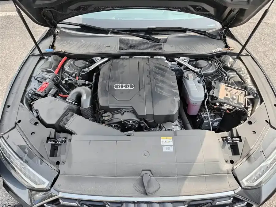 Audi A7 2024 45 TFSI Premium Edition 2025 — миниатюра 5