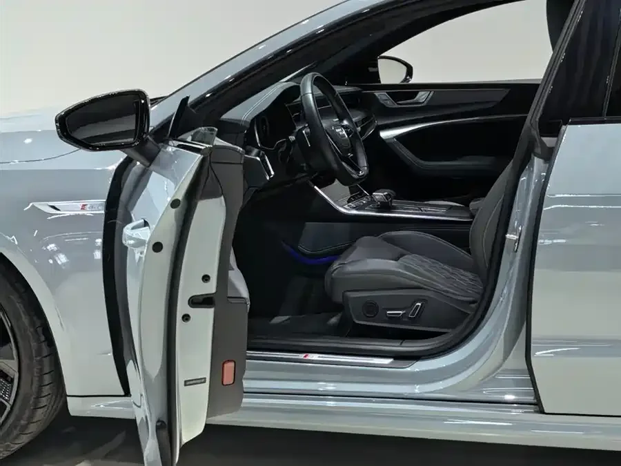 Audi A7L 2024 45 TFSI quattro RS package racing version 2026 — миниатюра 5