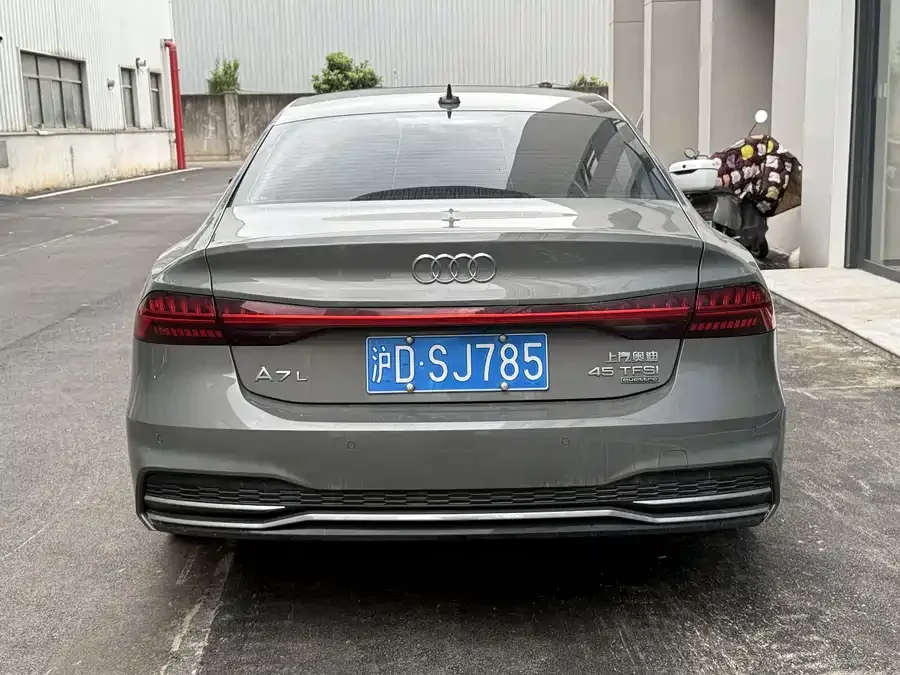 Audi A7L 2024 45 TFSI quattro Luxury Edition 2024 — миниатюра 5